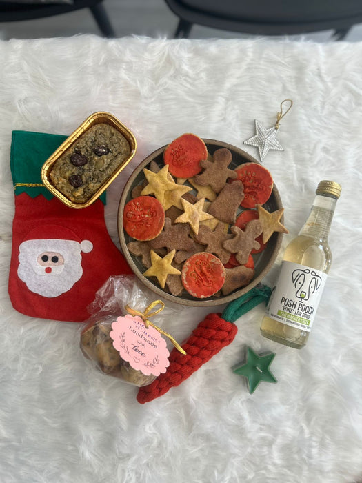 Christmas Hamper 1 (Cookies, Mini Cake & Wine Combo)